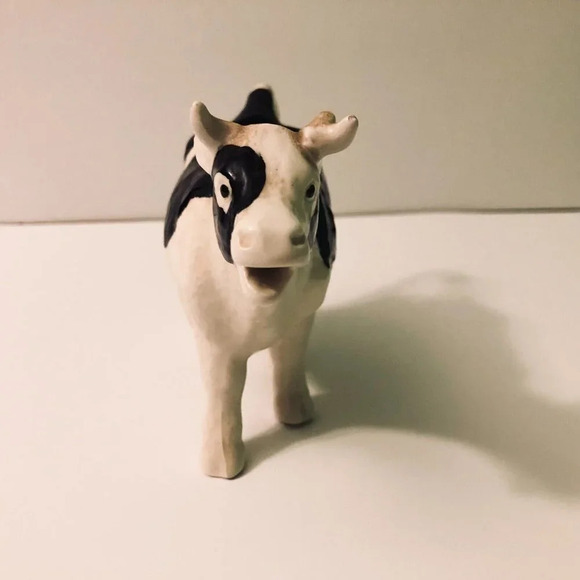 Vintage Ceramic Cow Creamer Figurine 7  Inch Long Holstein - Picture 10 of 13